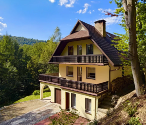 Dom Brenna
220 m² - 980 000zł